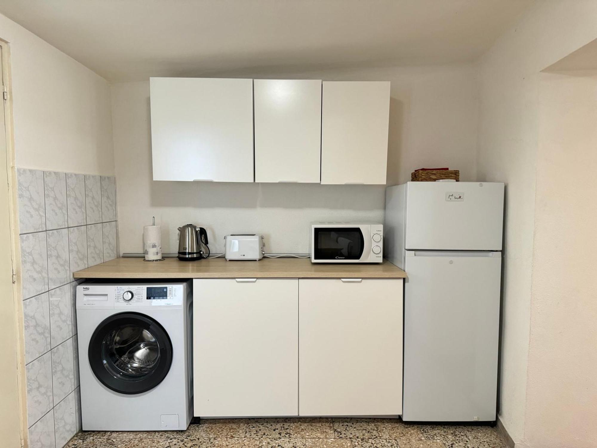 Charming Studio Ideal For Getaways Or Workations In Sibiu'S Medieval City Center Exteriör bild