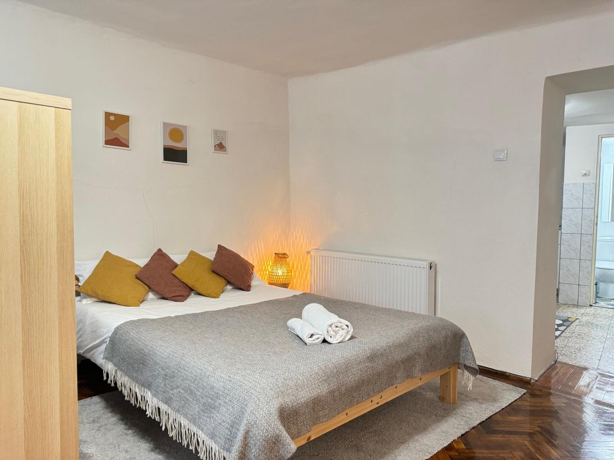 Charming Studio Ideal For Getaways Or Workations In Sibiu'S Medieval City Center Exteriör bild