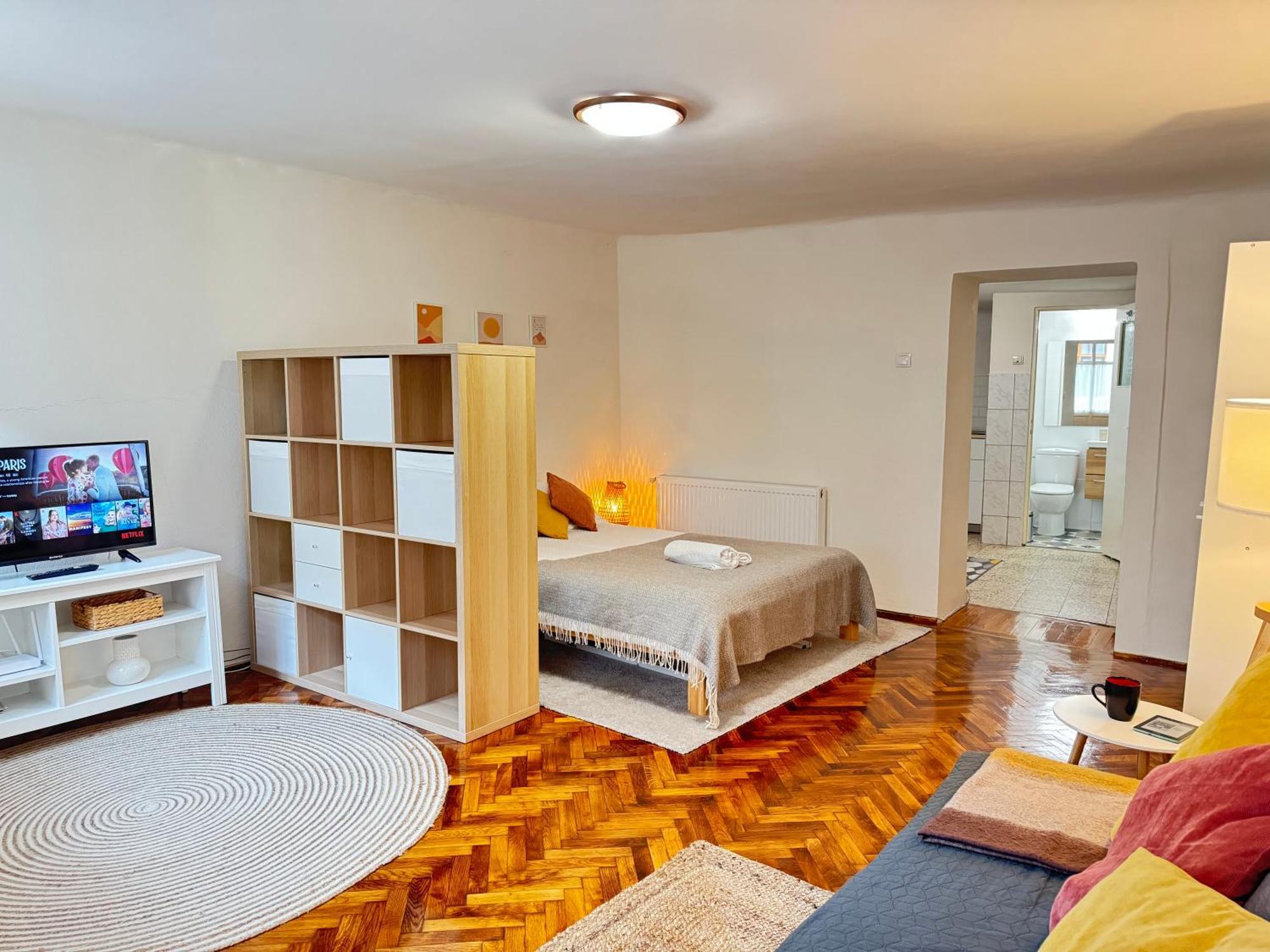 Charming Studio Ideal For Getaways Or Workations In Sibiu'S Medieval City Center Exteriör bild